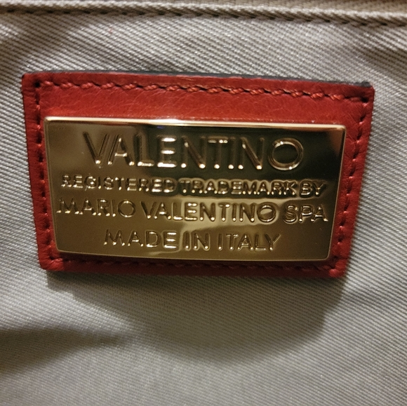 New Valentino Tote - Picture 7 of 7